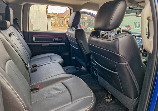 Dodge RAM cena 99000 przebieg: 166000, rok produkcji 2018 z Strzelno małe 121